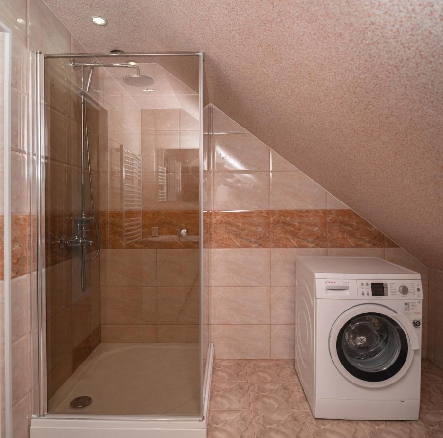 Laurentroom Oldtown Укмерґє Екстер'єр фото